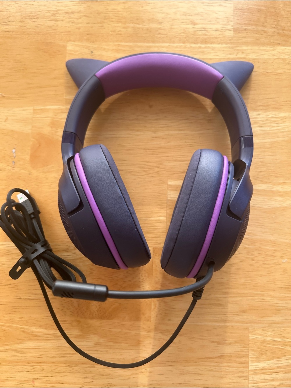 Razer Kraken Kitty V2 Pokémon Gengar Edition Gaming Headset with Mic